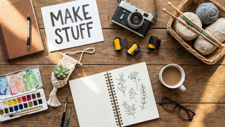 Symbolbild für kreative Hobbys: Fotografie,Handarbeiten, Schreiben, Zeichnen und Malen